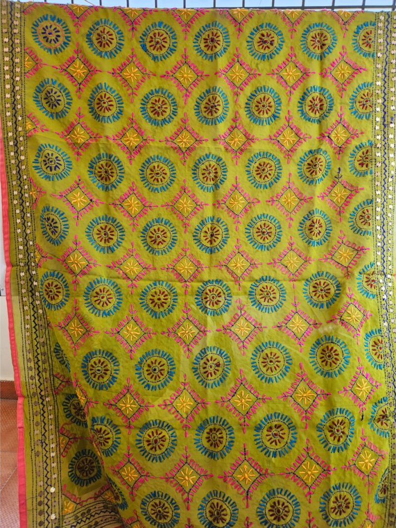 Heavy Phulkari Hand embroidered Dupatta for Women - Mehandi Green